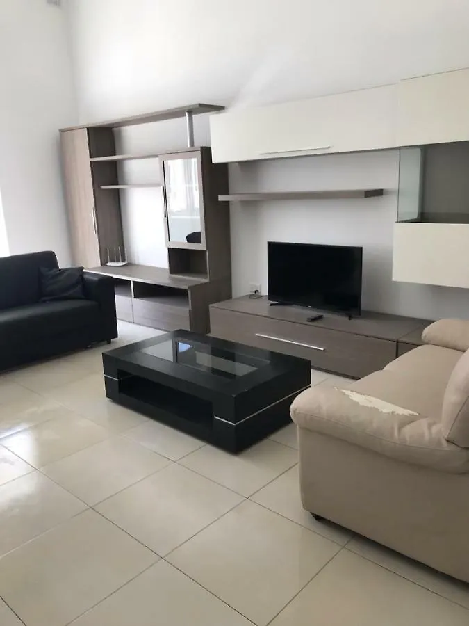 Don Mikiel Rua Apartment 2 Sliema